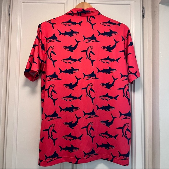 Waggle Golf Size Large Red Blue Golf Polo Stretch Sharks All Over Print Collar - Picture 4 of 5